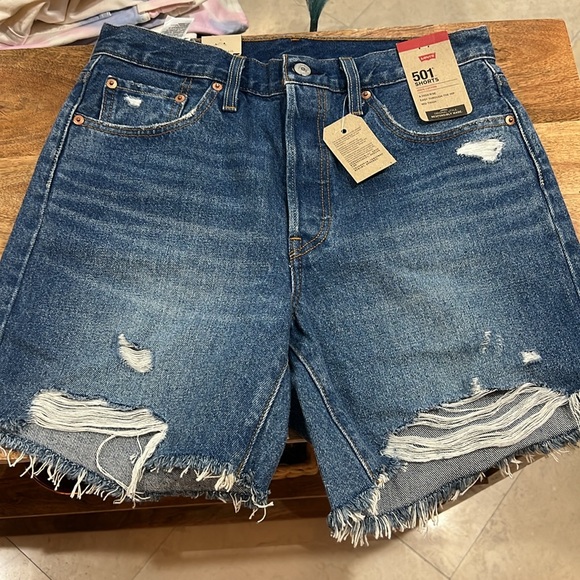 Levi's® Premium 501® MID THIGH WOMEN'S SHORTS Long Jean Denim Raw Hem - Picture 3 of 4